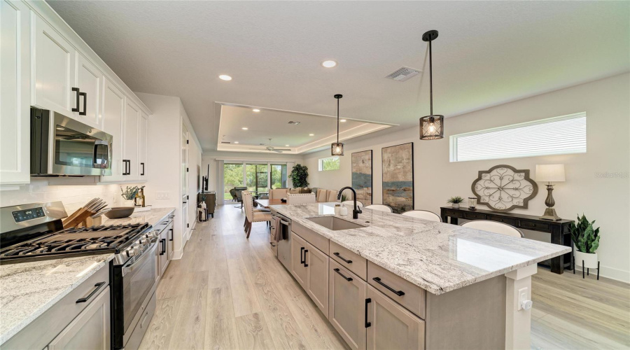 Sarasota, Florida 34240, 4 Bedroom Bedrooms, ,2 Bathroombathrooms,Residential,For Sale,Waterline,0,Mfra4696353