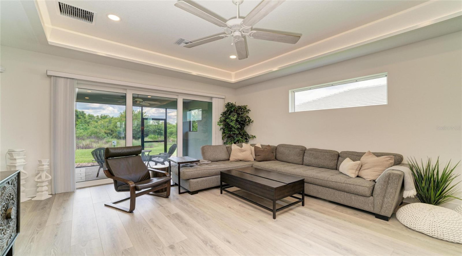 Sarasota, Florida 34240, 4 Bedroom Bedrooms, ,2 Bathroombathrooms,Residential,For Sale,Waterline,0,Mfra4696353