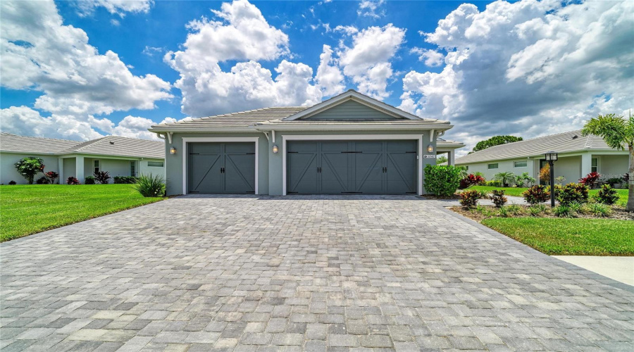 Sarasota, Florida 34240, 4 Bedroom Bedrooms, ,2 Bathroombathrooms,Residential,For Sale,Waterline,0,Mfra4696353