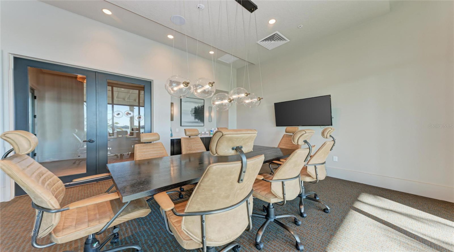 Sarasota, Florida 34240, 4 Bedroom Bedrooms, ,2 Bathroombathrooms,Residential,For Sale,Waterline,0,Mfra4696353