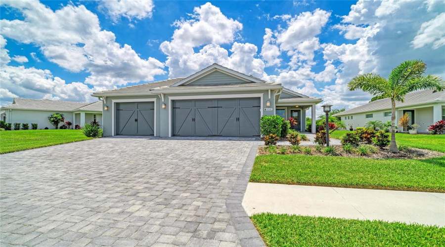 Sarasota, Florida 34240, 4 Bedroom Bedrooms, ,2 Bathroombathrooms,Residential,For Sale,Waterline,0,Mfra4696353