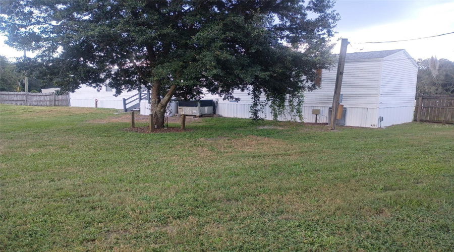 Lakeland, Florida 33810, 3 Bedroom Bedrooms, ,2 Bathroombathrooms,Residential,For Sale,Brookridge,0,Mfrb4902352
