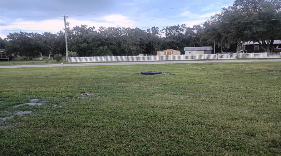 Lakeland, Florida 33810, 3 Bedroom Bedrooms, ,2 Bathroombathrooms,Residential,For Sale,Brookridge,0,Mfrb4902352