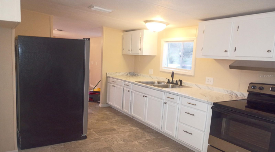 Lakeland, Florida 33810, 3 Bedroom Bedrooms, ,2 Bathroombathrooms,Residential,For Sale,Brookridge,0,Mfrb4902352