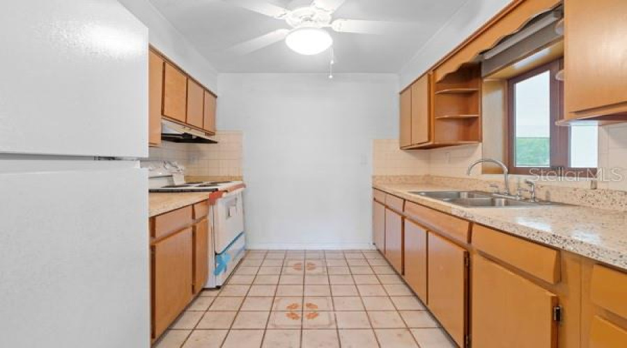 Tavares, Florida 32778, 4 Bedroom Bedrooms, ,2 Bathroombathrooms,Residential,For Sale,Alfred,0,Mfro6227506