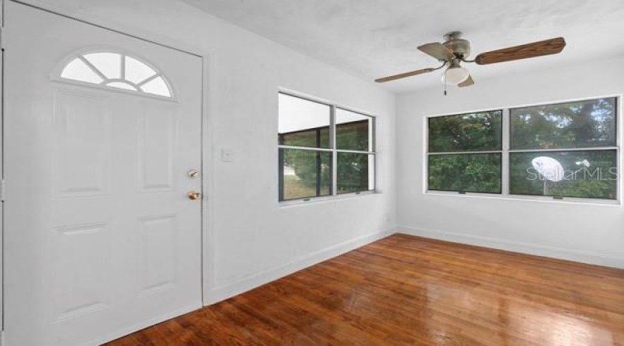 Tavares, Florida 32778, 4 Bedroom Bedrooms, ,2 Bathroombathrooms,Residential,For Sale,Alfred,0,Mfro6227506