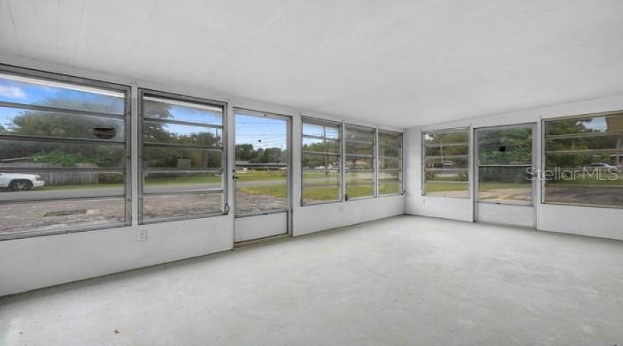 Tavares, Florida 32778, 4 Bedroom Bedrooms, ,2 Bathroombathrooms,Residential,For Sale,Alfred,0,Mfro6227506