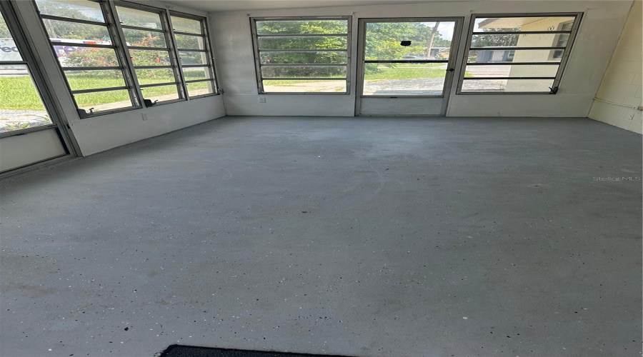 Tavares, Florida 32778, 4 Bedroom Bedrooms, ,2 Bathroombathrooms,Residential,For Sale,Alfred,0,Mfro6227506