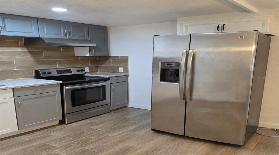 St Cloud, Florida 34769, 2 Bedroom Bedrooms, ,1 Bathroombathrooms,Residential,For Sale,Oak,0,Mfrs5156380