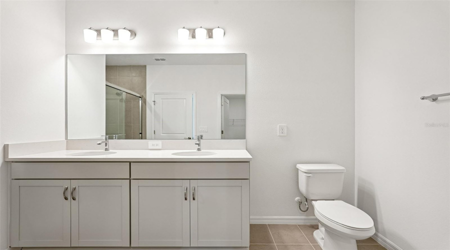 Palmetto, Florida 34221, 4 Bedroom Bedrooms, ,3 Bathroombathrooms,Residential,For Sale,Outhaul,0,Mfrr4910419