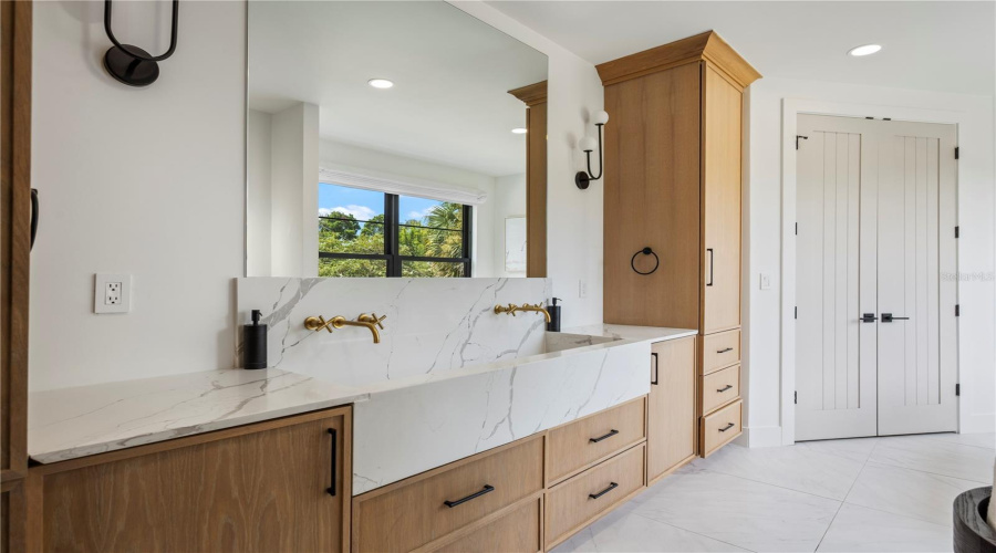 Winter Park, Florida 32789, 3 Bedroom Bedrooms, ,3 Bathroombathrooms,Residential,For Sale,Pansy,0,Mfro6432554