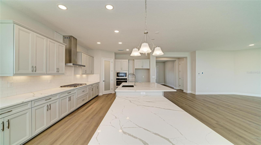 Parrish, Florida 34219, 5 Bedroom Bedrooms, ,4 Bathroombathrooms,Residential,For Sale,Cross River,0,Mfrtb8480672