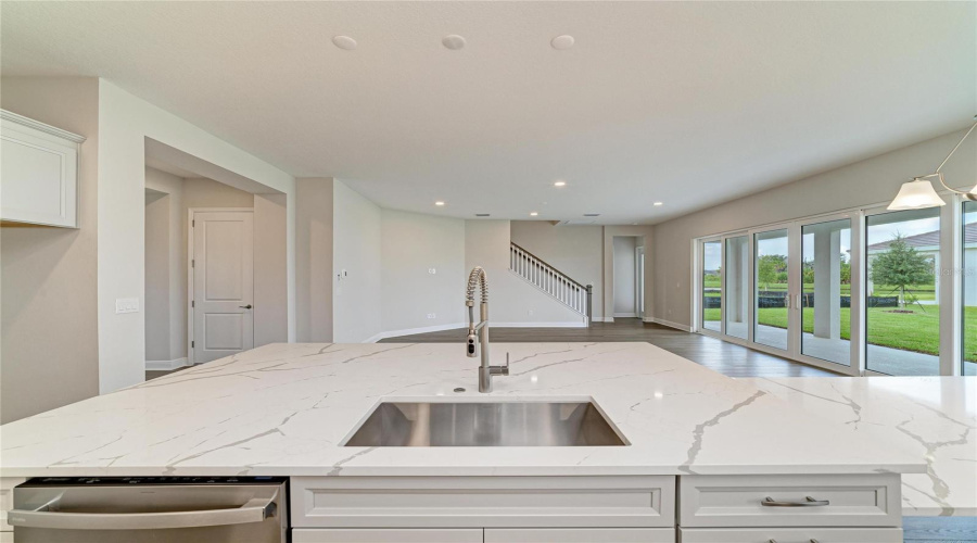 Parrish, Florida 34219, 5 Bedroom Bedrooms, ,4 Bathroombathrooms,Residential,For Sale,Cross River,0,Mfrtb8480672