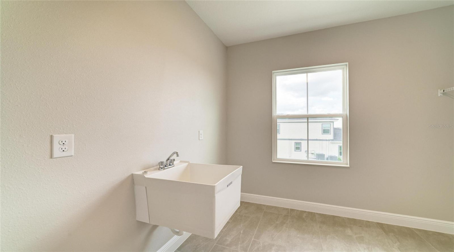 Parrish, Florida 34219, 5 Bedroom Bedrooms, ,4 Bathroombathrooms,Residential,For Sale,Cross River,0,Mfrtb8480672