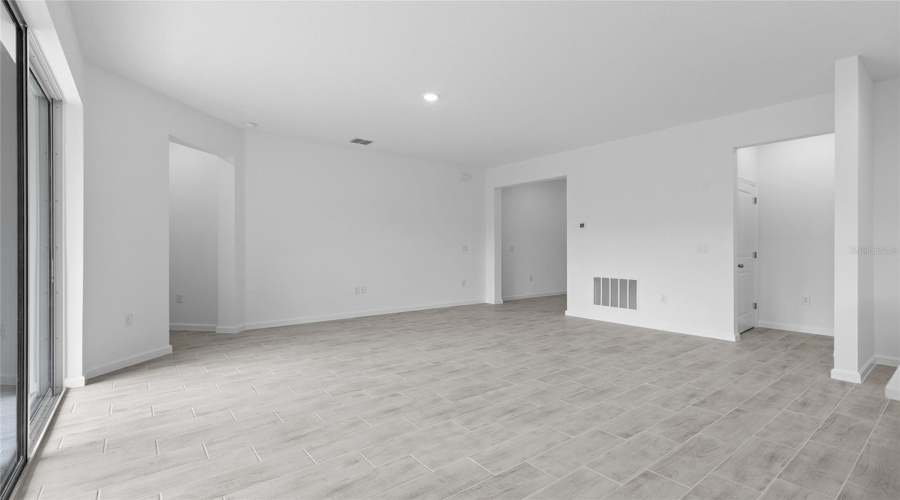 Deland, Florida 32724, 4 Bedroom Bedrooms, ,2 Bathroombathrooms,Residential,For Sale,Lanier Falls,0,Mfro6381545