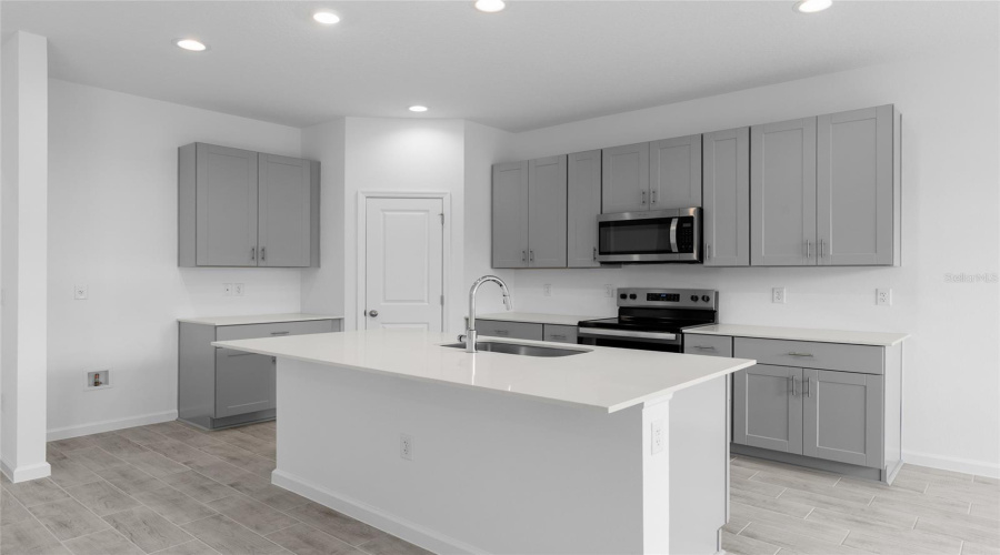 Deland, Florida 32724, 4 Bedroom Bedrooms, ,2 Bathroombathrooms,Residential,For Sale,Lanier Falls,0,Mfro6381545