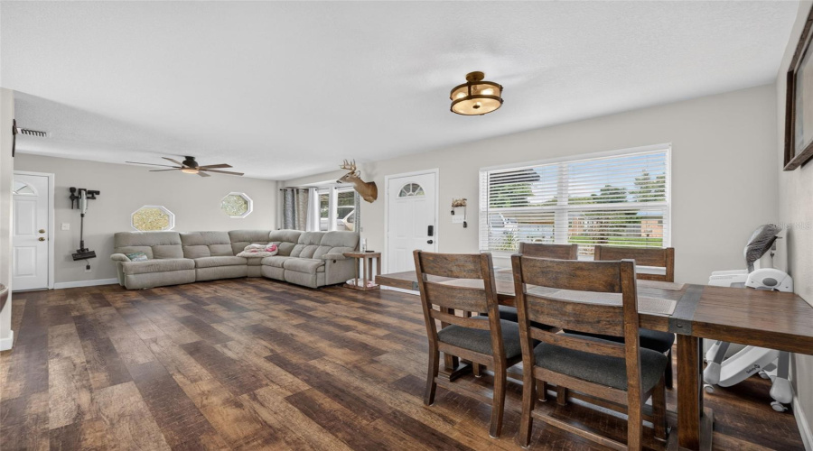 Umatilla, Florida 32784, 3 Bedroom Bedrooms, ,1 Bathroombathrooms,Residential,For Sale,Wisteria,0,Mfrg5116961