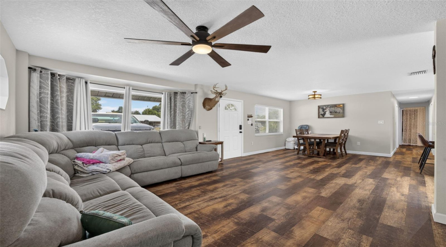 Umatilla, Florida 32784, 3 Bedroom Bedrooms, ,1 Bathroombathrooms,Residential,For Sale,Wisteria,0,Mfrg5116961
