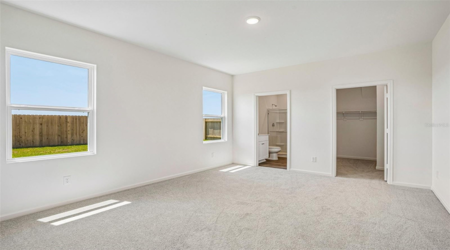 Deland, Florida 32720, 3 Bedroom Bedrooms, ,2 Bathroombathrooms,Residential,For Sale,Trimble,0,Mfrtb8542201
