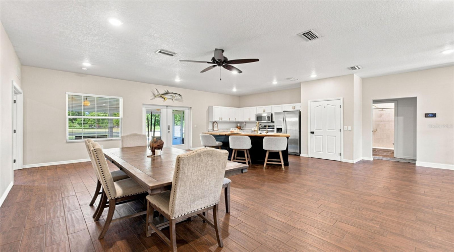 Crystal River, Florida 34428, 3 Bedroom Bedrooms, ,2 Bathroombathrooms,Residential,For Sale,Sunflower,0,Mfrtb8540785