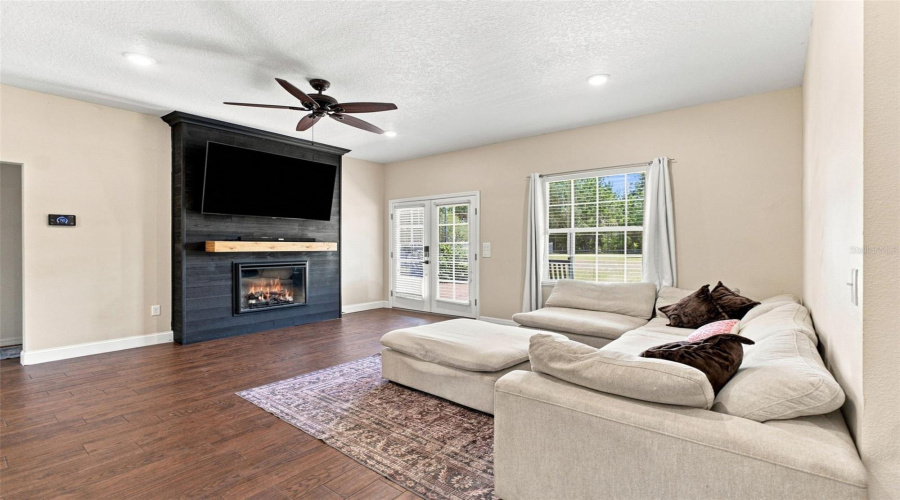 Crystal River, Florida 34428, 3 Bedroom Bedrooms, ,2 Bathroombathrooms,Residential,For Sale,Sunflower,0,Mfrtb8540785