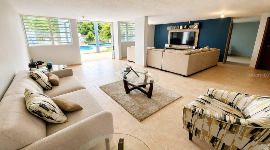 Caguas, Puerto Rico 00725, 4 Bedroom Bedrooms, ,2 Bathroombathrooms,Residential,For Sale,Urb Quintas Las Am&Eacute;Ricas,0,Mfrpr9123705
