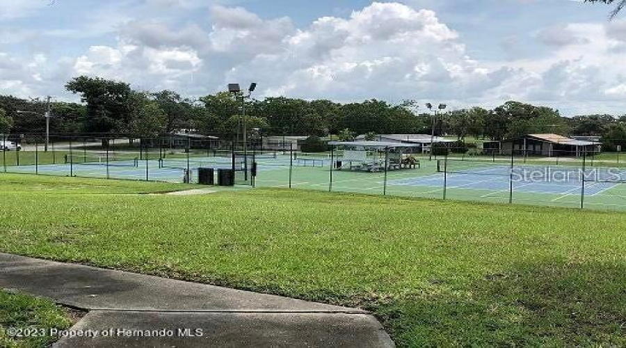 Brooksville, Florida 34613, 3 Bedroom Bedrooms, ,2 Bathroombathrooms,Residential,For Sale,Highpoint,0,Mfrw7888776