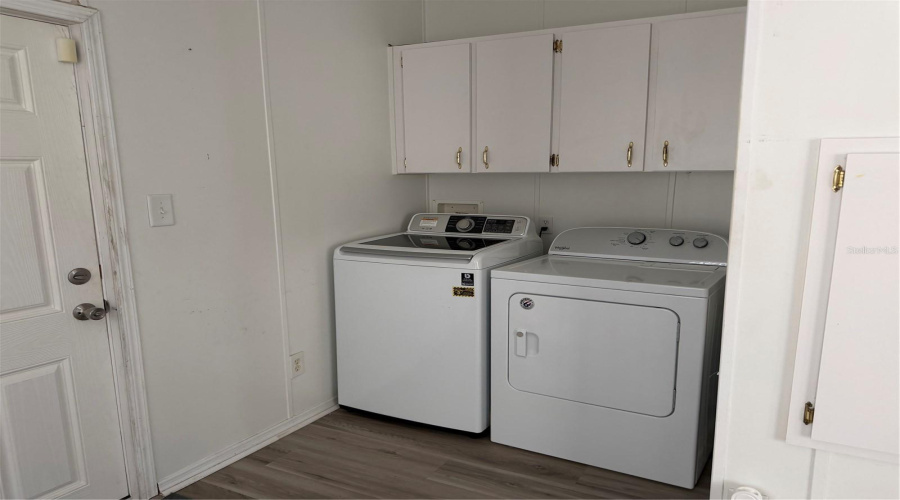 Brooksville, Florida 34613, 3 Bedroom Bedrooms, ,2 Bathroombathrooms,Residential,For Sale,Highpoint,0,Mfrw7888776