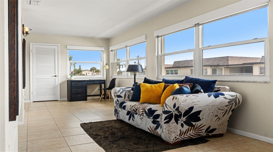 New Port Richey, Florida 34652, 2 Bedroom Bedrooms, ,2 Bathroombathrooms,Residential,For Sale,Amulet,0,Mfrw7883686
