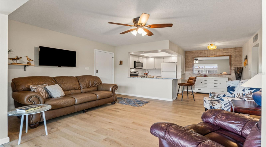 New Port Richey, Florida 34652, 2 Bedroom Bedrooms, ,2 Bathroombathrooms,Residential,For Sale,Amulet,0,Mfrw7883686