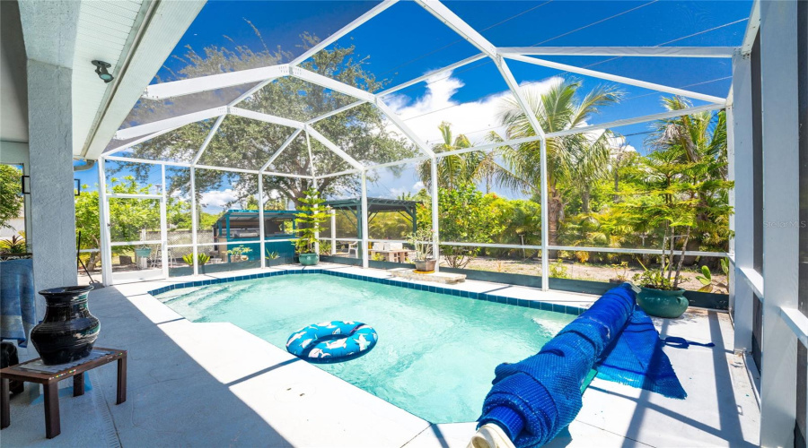 Punta Gorda, Florida 33955, 3 Bedroom Bedrooms, ,2 Bathroombathrooms,Residential,For Sale,Alicante,0,Mfrc7527735