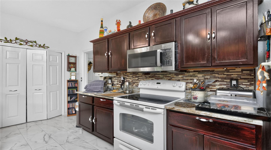 Punta Gorda, Florida 33955, 3 Bedroom Bedrooms, ,2 Bathroombathrooms,Residential,For Sale,Alicante,0,Mfrc7527735
