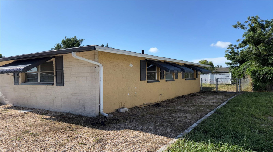 Port Richey, Florida 34668, 2 Bedroom Bedrooms, ,1 Bathroombathrooms,Residential,For Sale,Mimosa,0,Mfrtb8542549