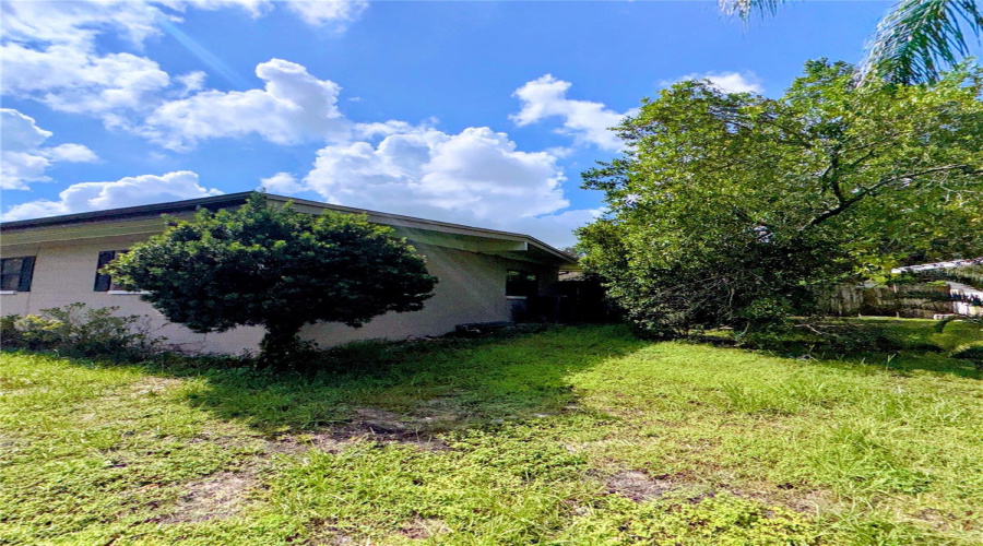 Temple Terrace, Florida 33617, 3 Bedroom Bedrooms, ,2 Bathroombathrooms,Residential,For Sale,Druid Hills,0,Mfrtb8542136