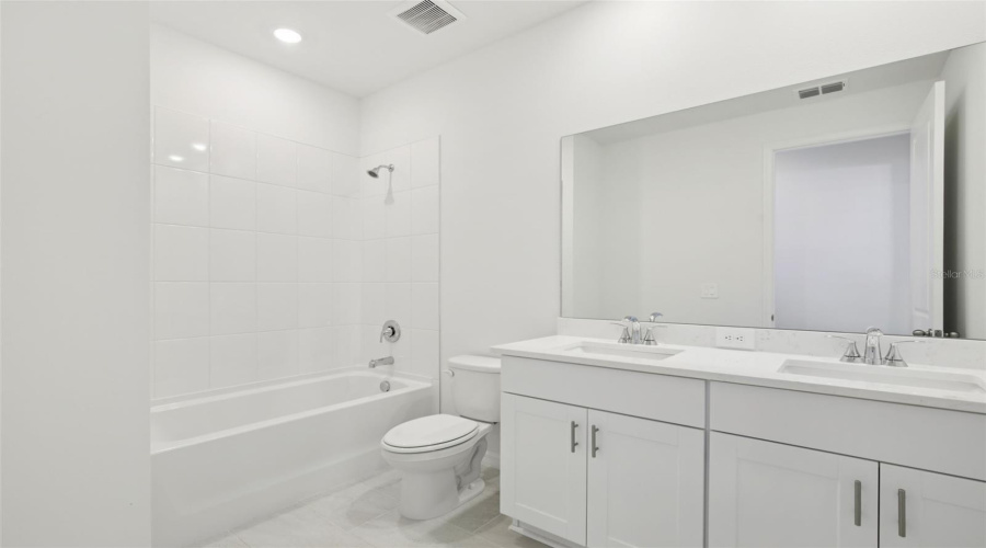 Palmetto, Florida 34221, 4 Bedroom Bedrooms, ,3 Bathroombathrooms,Residential,For Sale,Shellmore,0,Mfro6368267