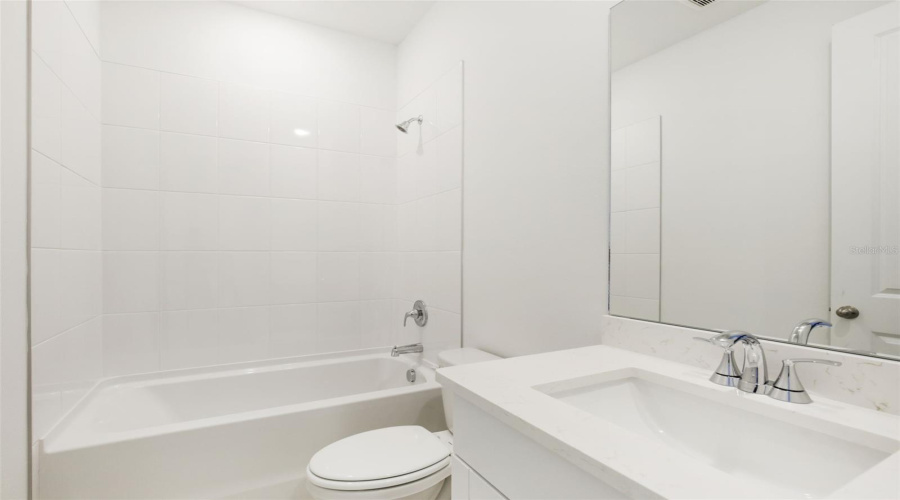 Palmetto, Florida 34221, 4 Bedroom Bedrooms, ,3 Bathroombathrooms,Residential,For Sale,Shellmore,0,Mfro6368267