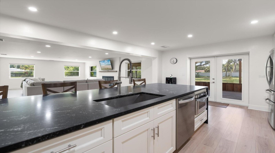 Largo, Florida 33774, 4 Bedroom Bedrooms, ,3 Bathroombathrooms,Residential,For Sale,108Th,0,Mfrtb8542190