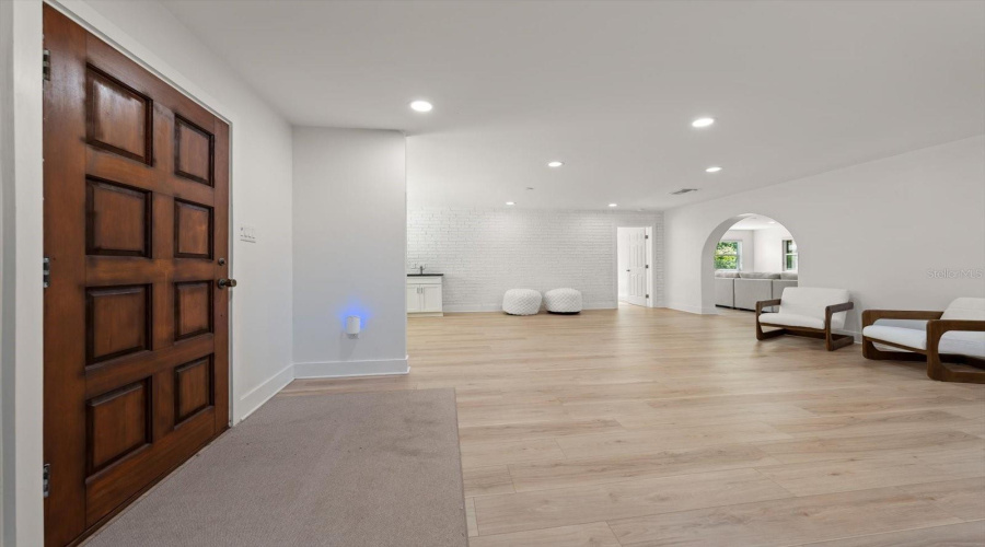 Largo, Florida 33774, 4 Bedroom Bedrooms, ,3 Bathroombathrooms,Residential,For Sale,108Th,0,Mfrtb8542190