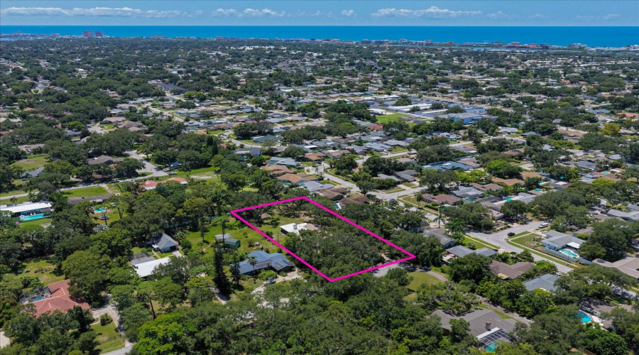 Largo, Florida 33774, 4 Bedroom Bedrooms, ,3 Bathroombathrooms,Residential,For Sale,108Th,0,Mfrtb8542190