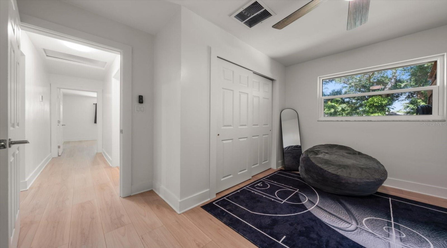 Largo, Florida 33774, 4 Bedroom Bedrooms, ,3 Bathroombathrooms,Residential,For Sale,108Th,0,Mfrtb8542190