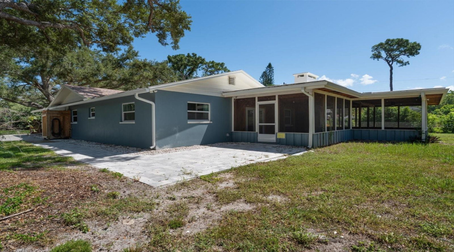 Largo, Florida 33774, 4 Bedroom Bedrooms, ,3 Bathroombathrooms,Residential,For Sale,108Th,0,Mfrtb8542190