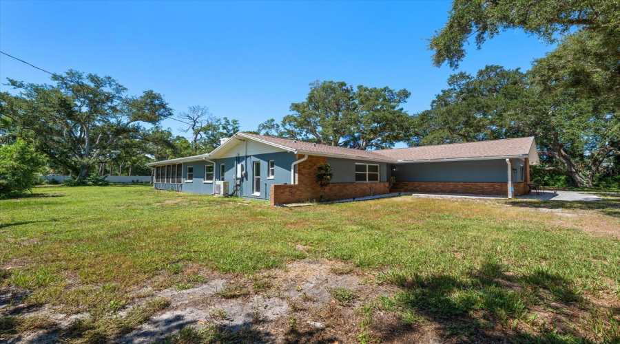Largo, Florida 33774, 4 Bedroom Bedrooms, ,3 Bathroombathrooms,Residential,For Sale,108Th,0,Mfrtb8542190