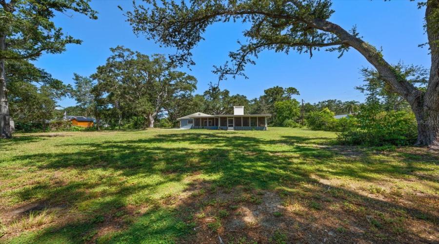 Largo, Florida 33774, 4 Bedroom Bedrooms, ,3 Bathroombathrooms,Residential,For Sale,108Th,0,Mfrtb8542190