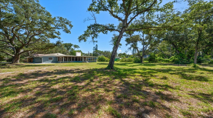 Largo, Florida 33774, 4 Bedroom Bedrooms, ,3 Bathroombathrooms,Residential,For Sale,108Th,0,Mfrtb8542190