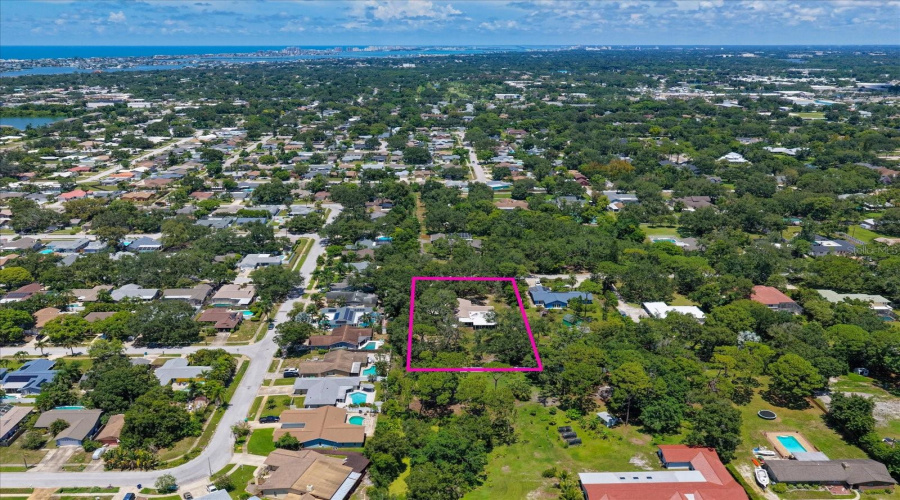 Largo, Florida 33774, 4 Bedroom Bedrooms, ,3 Bathroombathrooms,Residential,For Sale,108Th,0,Mfrtb8542190