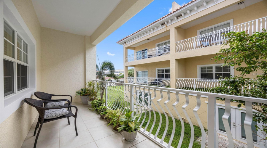 Redington Shores, Florida 33708, 3 Bedroom Bedrooms, ,3 Bathroombathrooms,Residential,For Sale,175Th Terrace,0,Mfrtb8465826