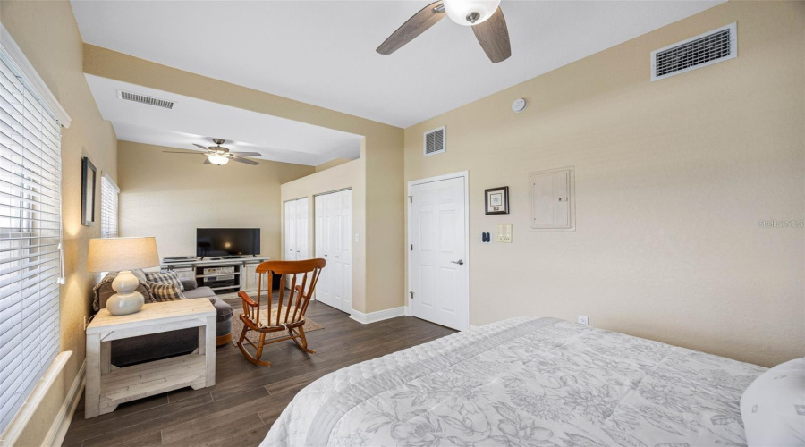 Redington Shores, Florida 33708, 3 Bedroom Bedrooms, ,3 Bathroombathrooms,Residential,For Sale,175Th Terrace,0,Mfrtb8465826