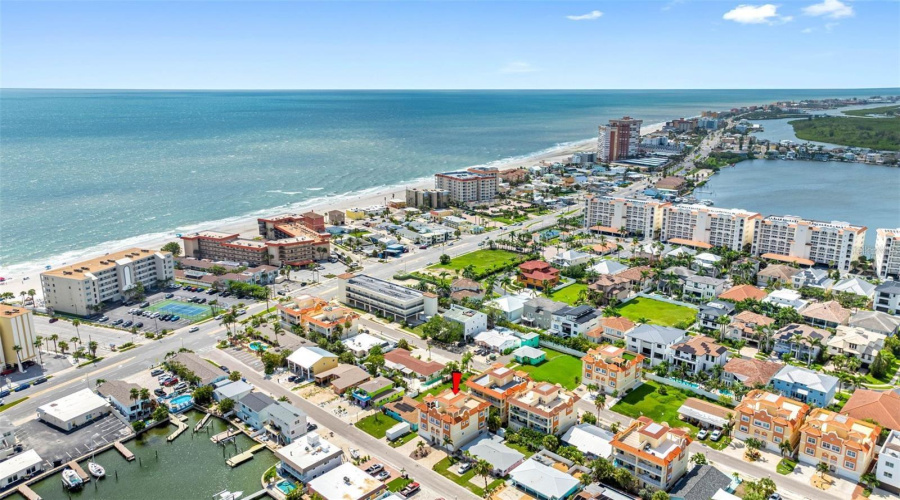 Redington Shores, Florida 33708, 3 Bedroom Bedrooms, ,3 Bathroombathrooms,Residential,For Sale,175Th Terrace,0,Mfrtb8465826