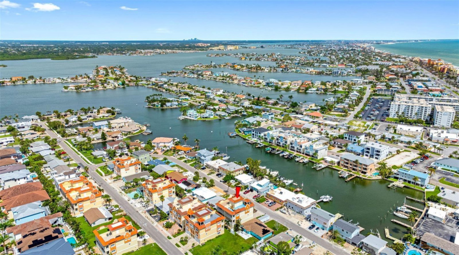 Redington Shores, Florida 33708, 3 Bedroom Bedrooms, ,3 Bathroombathrooms,Residential,For Sale,175Th Terrace,0,Mfrtb8465826