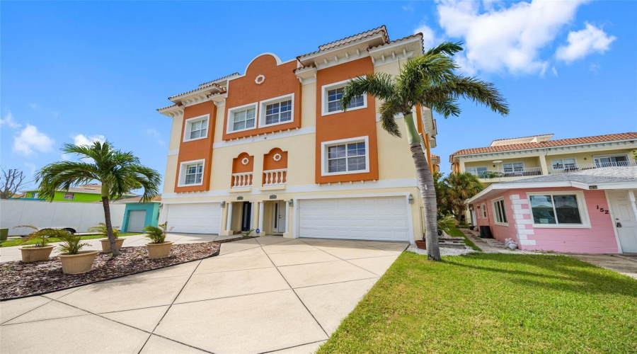 Redington Shores, Florida 33708, 3 Bedroom Bedrooms, ,3 Bathroombathrooms,Residential,For Sale,175Th Terrace,0,Mfrtb8465826
